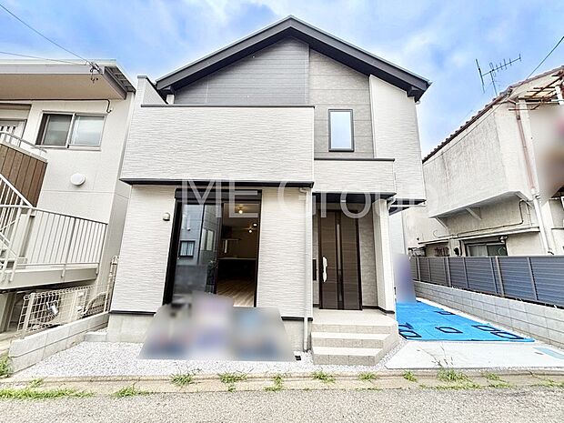 上質感あふれる外観デザイン。魅力の住まいを実現。