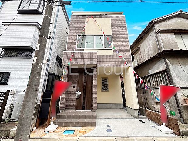 たっぷりの陽光と心地よい風が舞い込む住まい