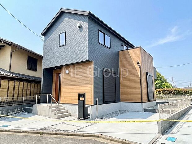 洗練された外観、上質な住空間が広がる室内は永く安心して過ごせる住居です。
