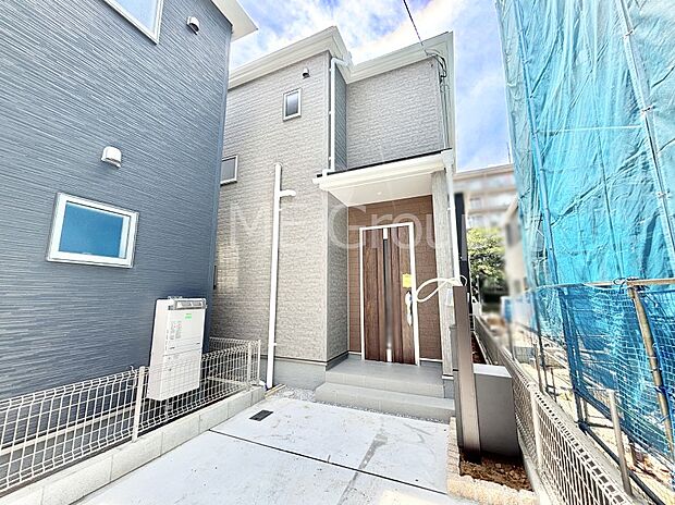 洗練された外観、上質な住空間が広がる室内は永く安心して過ごせる住居です。