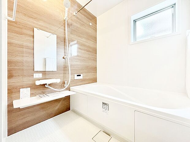 1日の疲れもリフレッシュ!落ち着いた雰囲気でゆっくりお寛ぎいただけるバスルーム