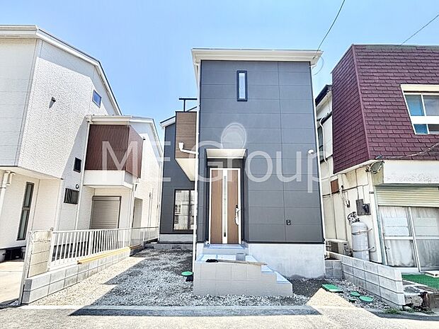 たっぷりの陽光と心地よい風が舞い込む住まい