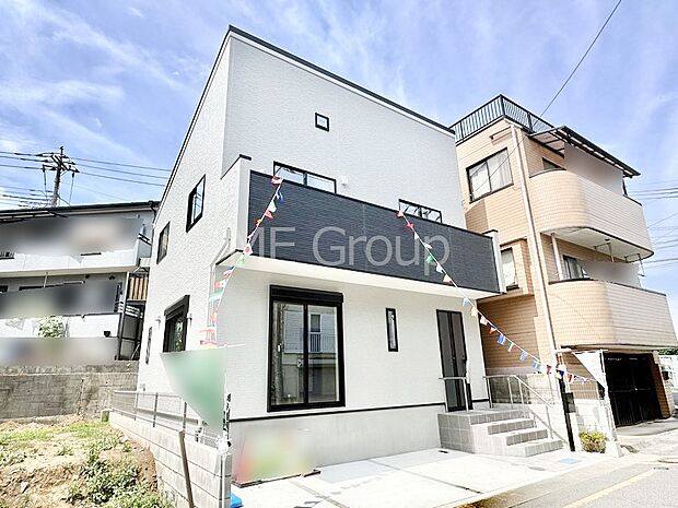 たっぷりの陽光と心地よい風が舞い込む住まい