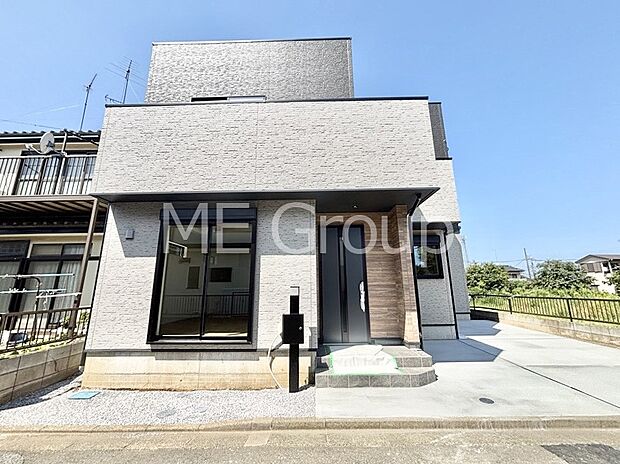 たっぷりの陽光と心地よい風が舞い込む住まい