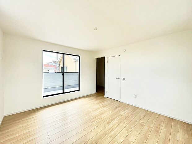爽やかな日差しがお部屋全体を優しく包み込んでくれます