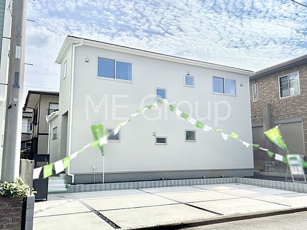たっぷりの陽光と心地よい風が舞い込む住まい