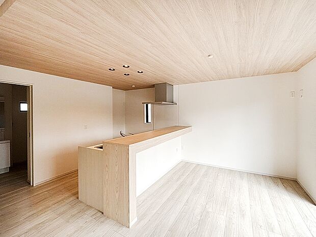 住む方の個性が引き出される、インテリアを考えるのが楽しみなリビングです!