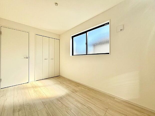 爽やかな日差しがお部屋全体を優しく包み込んでくれます