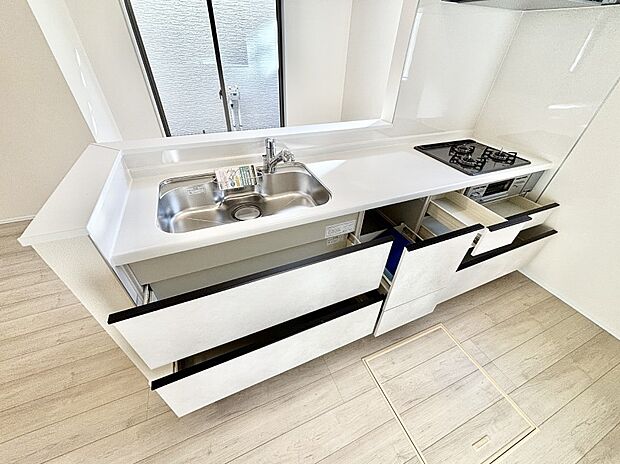 【その他設備(スライド収納)】使いやすさを優先したスライド式収納タイプ！