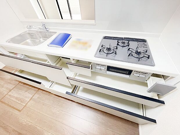 【スライド収納】使いやすさを優先したスライド式収納タイプ！