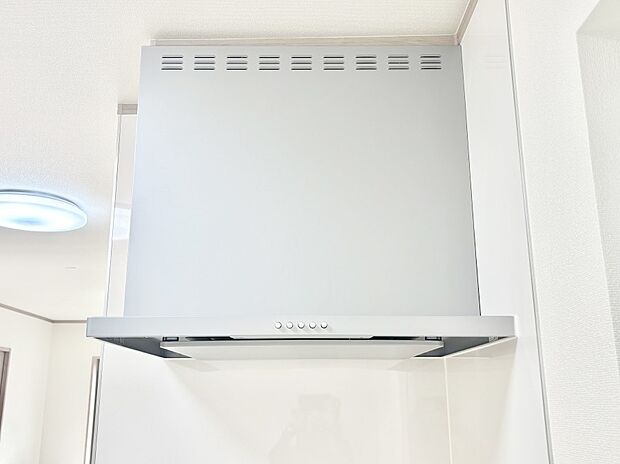【その他設備(レンジフード)】基本的なお手入れはフィルターのみ！お手入れのしやすさも魅力です。