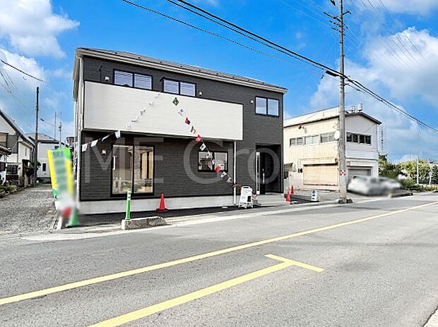 【前面道路含む現地写真】堂々完成！！ ここから始まる新生活を応援いたします！ 