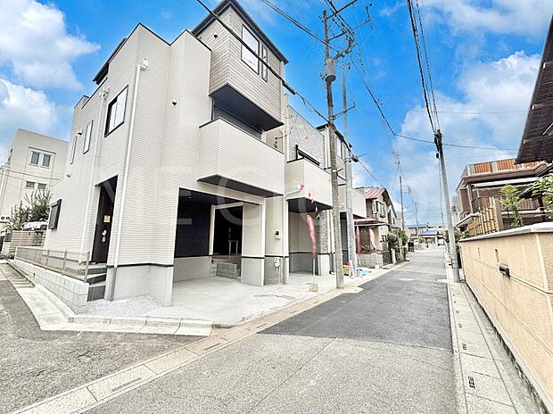 【前面道路含む現地写真】堂々完成!! ここから始まる新生活を応援いたします!