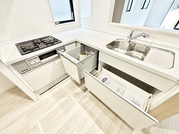 【その他設備(スライド収納)】使いやすさを優先したスライド式収納タイプ！