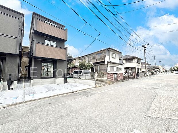 【前面道路含む現地写真】前面道路はきちんと整備されています  