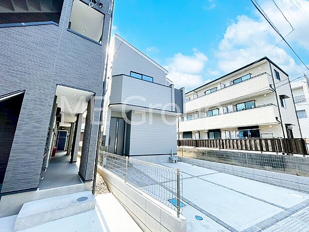 【現地外観写真】溢れる陽光でご家族の笑顔も輝く