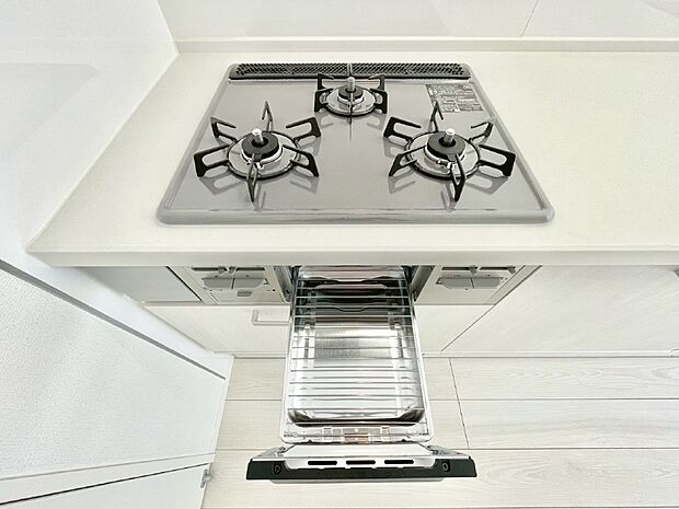 【その他設備(ガスコンロ)】三口ガスコンロでお料理が一気にはかどりそう