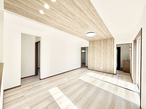 【ダイニング】家族が自然と集まる憩いのスペースになりそう