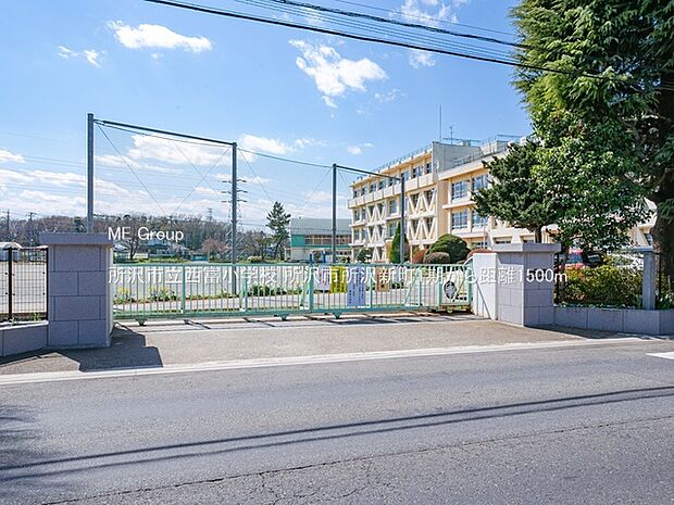 所沢市立西富小学校（約1,500m）