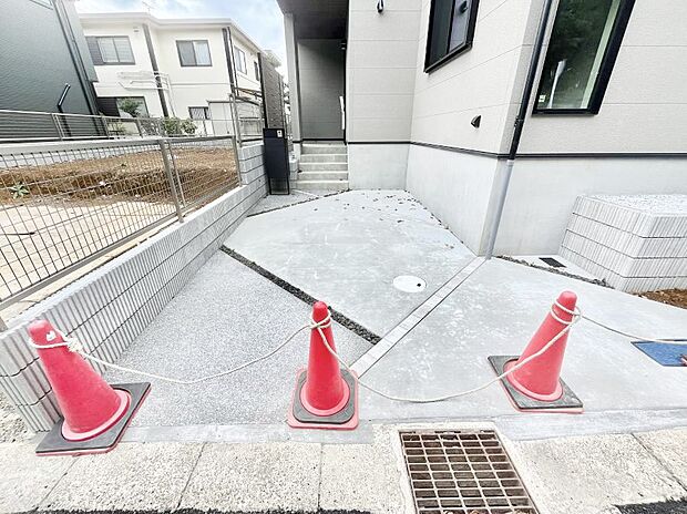 【駐車場】生活に欠かせない駐車スペース。