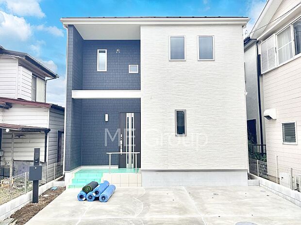 【現地外観写真】洗練された外観、上質な住空間が広がる室内は永く安心して過ごせる住居です。