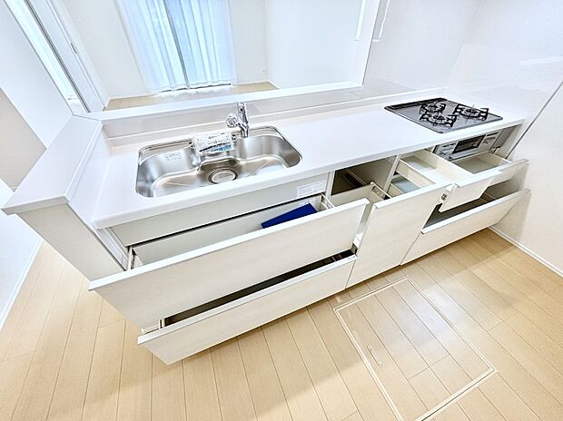 【その他設備(スライド収納)】使いやすさを優先したスライド式収納タイプ！