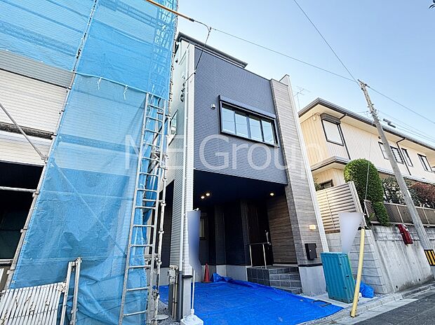 【現地外観写真】溢れる陽光でご家族の笑顔も輝く