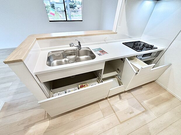 【その他設備(スライド収納)】使いやすさを優先したスライド式収納タイプ！