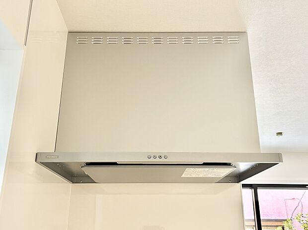 【その他設備(レンジフード)】基本的なお手入れはフィルターのみ!お手入れのしやすさも魅力です。