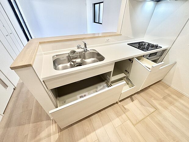 【その他設備(スライド収納)】使いやすさを優先したスライド式収納タイプ！