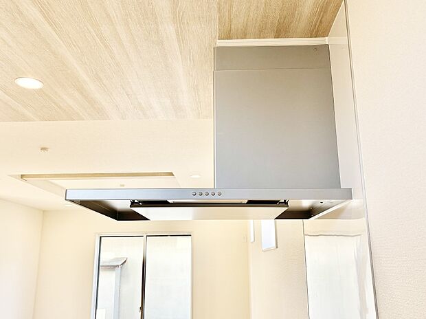 【その他設備(レンジフード)】基本的なお手入れはフィルターのみ！お手入れのしやすさも魅力です。