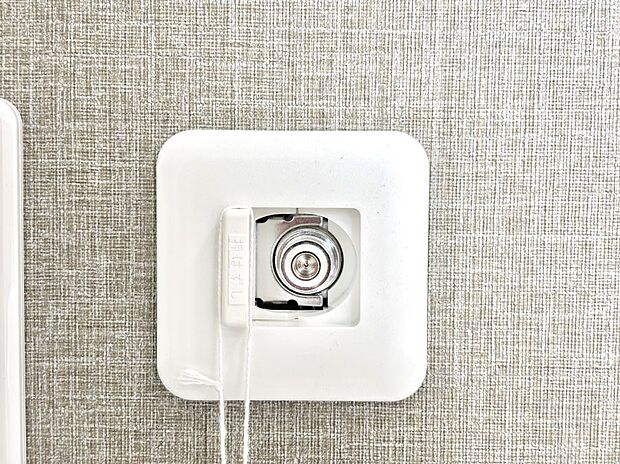 【その他設備(ガスコンセント)】ガスコンセントがあれば足元からすぐに温まるガスファンヒーターを設置できます!