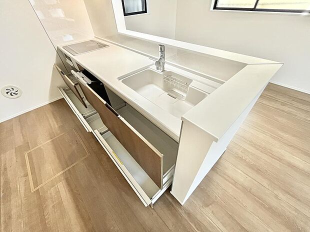 【その他設備(スライド収納)】使いやすさを優先したスライド式収納タイプ！