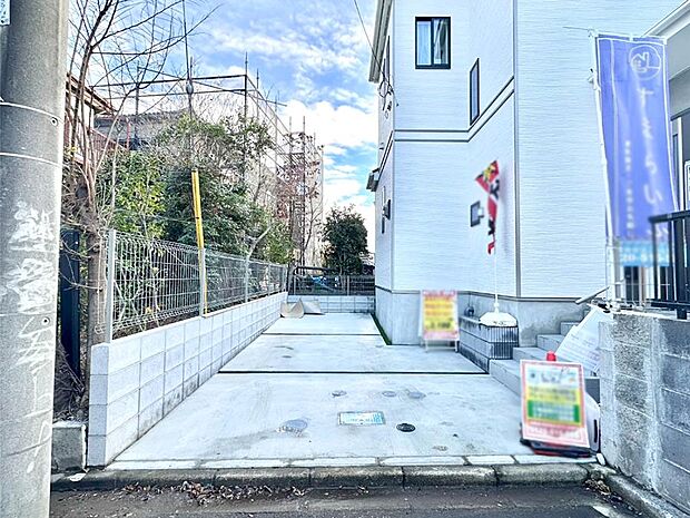 【駐車場】生活に欠かせない駐車スペース。