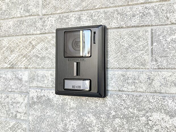 【防犯設備(TVモニターインターホン)】TVモニター付きで防犯面も安心です。