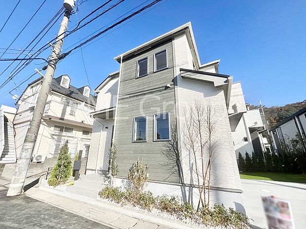 【現地外観写真】溢れる陽光でご家族の笑顔も輝く