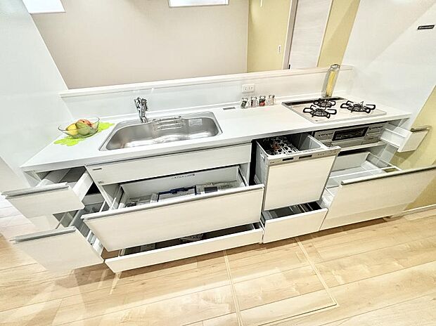 【その他設備(スライド収納)】使いやすさを優先したスライド式収納タイプ！