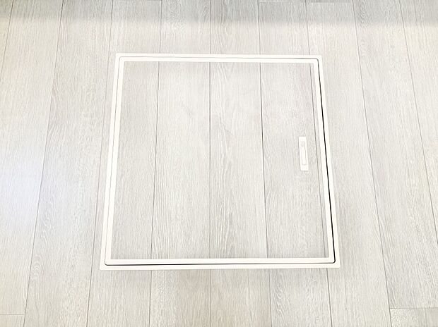 【その他設備(床下収納)】床下収納付き！日用品・非常用品の収納にも大活躍。