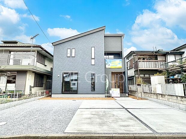 【現地外観写真】洗練された外観、上質な住空間が広がる室内は永く安心して過ごせる住居です。