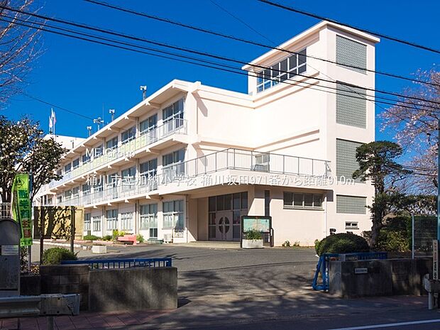 桶川市立加納小学校(約910m)