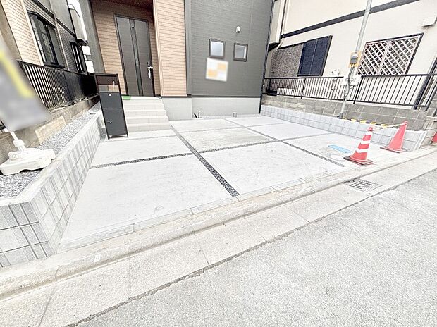 【駐車場】生活に欠かせない駐車スペース。