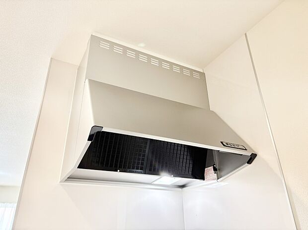 【その他設備(レンジフード)】基本的なお手入れはフィルターのみ!お手入れのしやすさも魅力です。