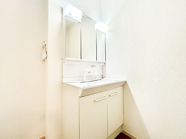 【洗面台・洗面所】収納力と機能性に優れた洗面化粧台