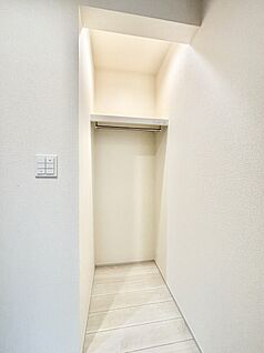 その他設備(玄関ホール収納)