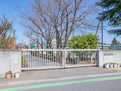 新座市立第三中学校 1100m