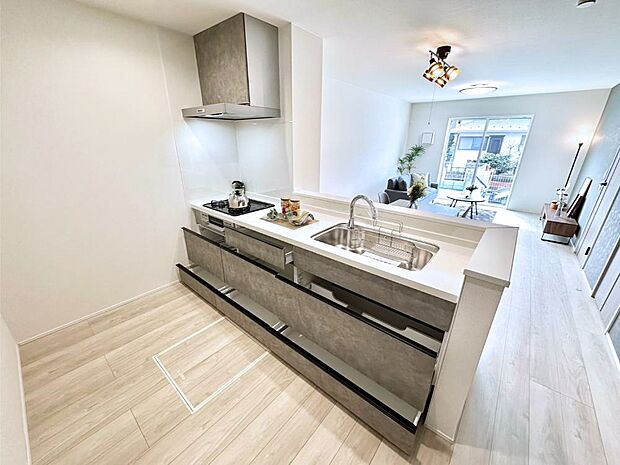 【その他設備(スライド収納)】使いやすさを優先したスライド式収納タイプ!