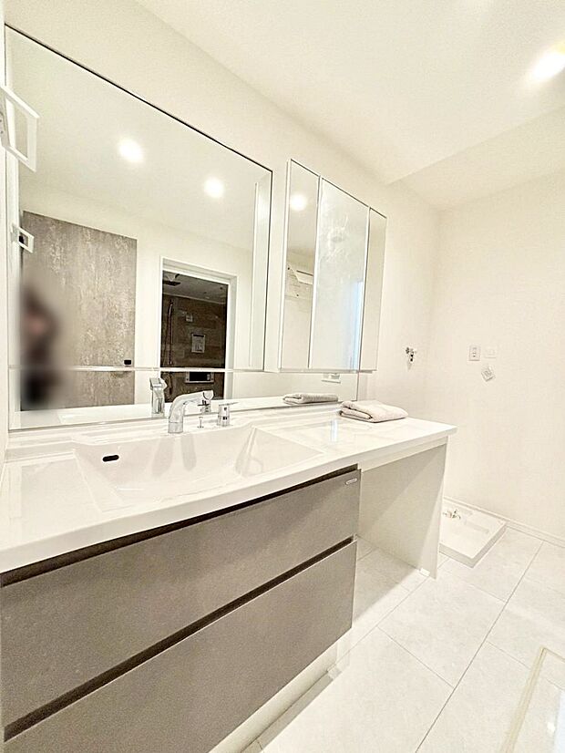 【洗面台・洗面所】お子さんがうがい、手洗いも喜んでしてくれそうな洗面所!