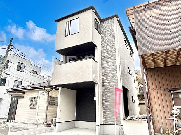 【現地外観写真】溢れる陽光でご家族の笑顔も輝く