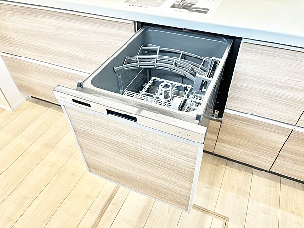 【その他設備(食洗機)】面倒なお片づけは食洗機にお任せ!家事の負担が減って、時間にも気持ちにもゆとりができます。