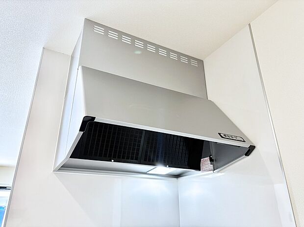 【その他設備(レンジフード)】基本的なお手入れはフィルターのみ!お手入れのしやすさも魅力です。